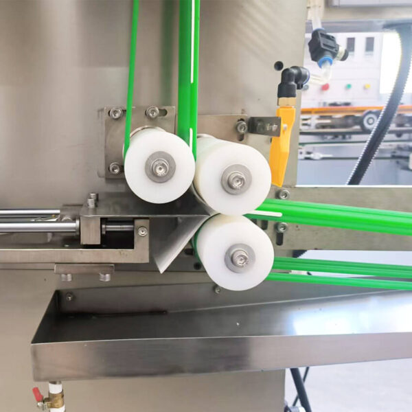 Automatic Ice Cooling Wet Wipes Machine - Image 8