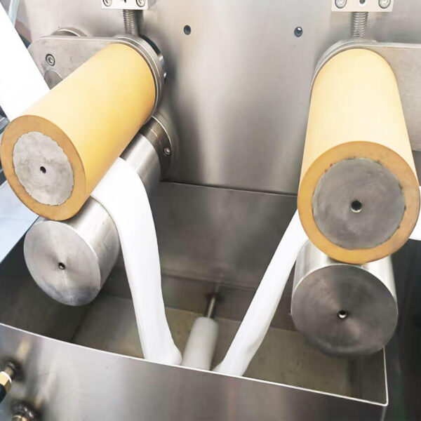 Automatic Ice Cooling Wet Wipes Machine - Image 7